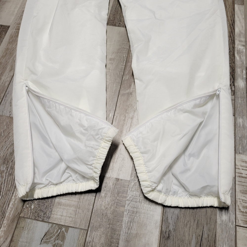 Medium Nike Woven Windbreaker Track Pant - Picture 3 of 5